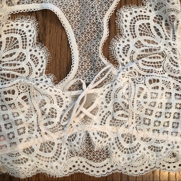 Victoria’s Secret Dream Angels Lace Up Bralette - Picture 6 of 9